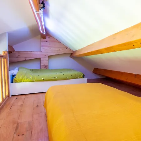 Aulas 2/4 Personnes La Tieule